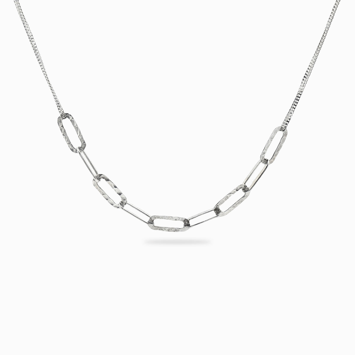 Collier Ras Du Cou Argenté Pour Les Fêtes - Neuf Avec étiquettes - Fil - Générique