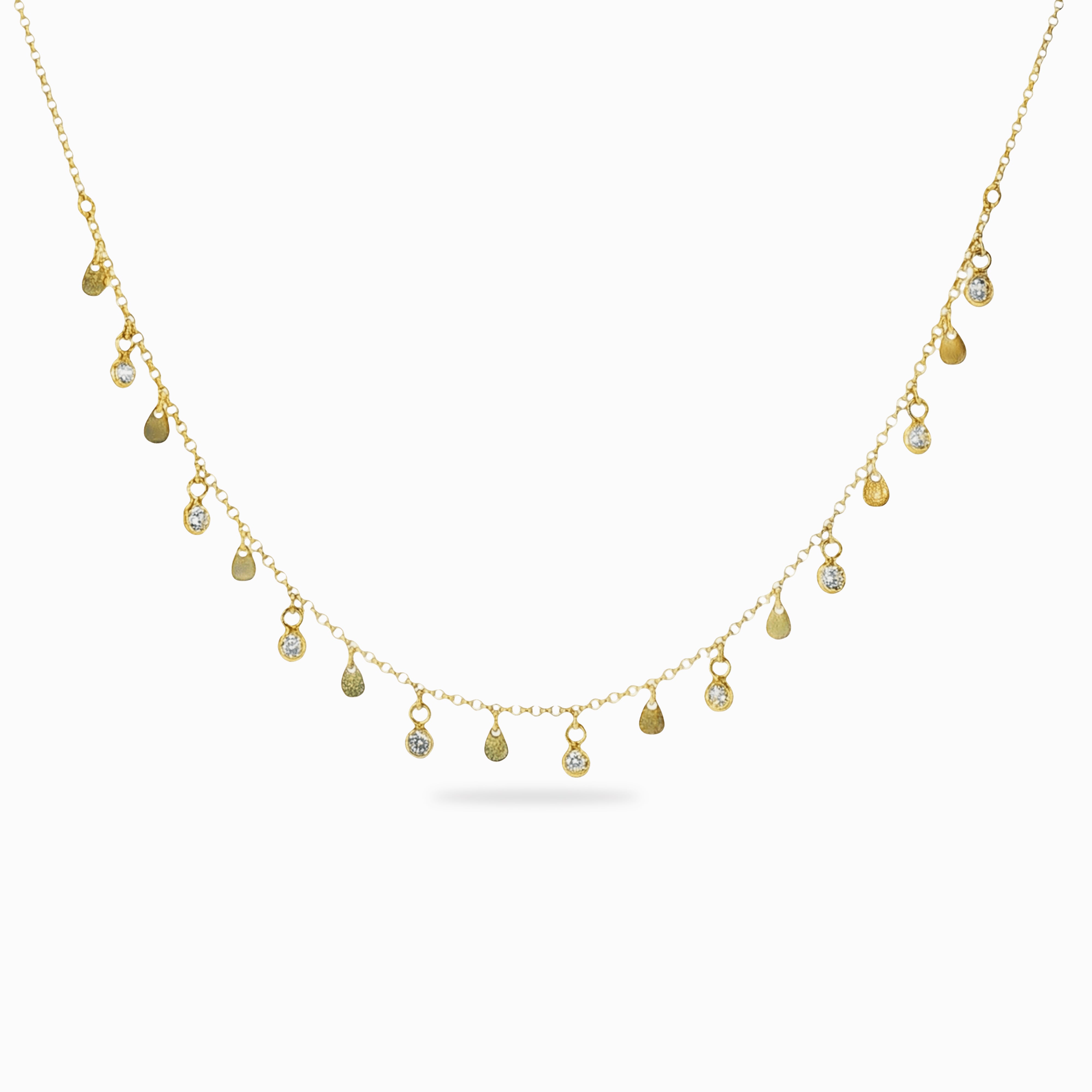 Necklace in yellow gold-plated silver and zirconiums
