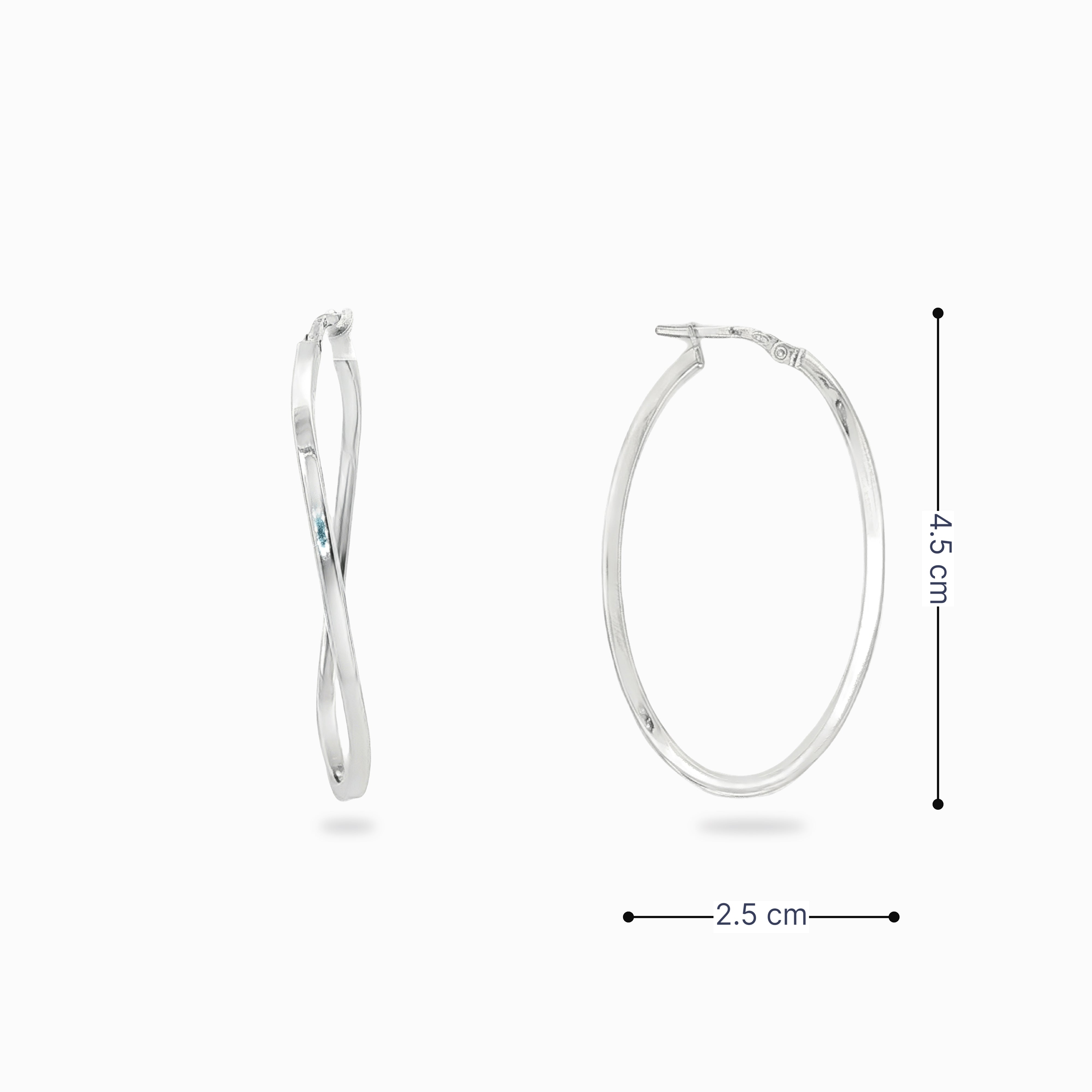 Créoles ovales en argent avec ses dimensions